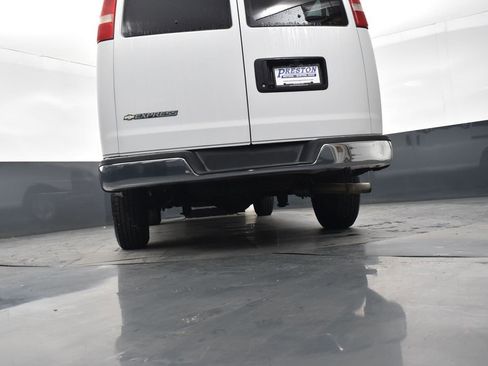 Used 2019 Chevrolet Express 3500 LT w/ LT Preferred Equipment Group image 23
