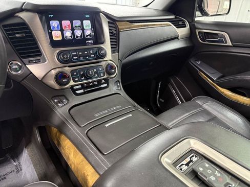 Used 2017 GMC Yukon XL Denali w/ Open Road Package AWD/4WD image 24