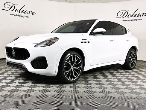 Used 2023 Maserati Grecale Modena image 3