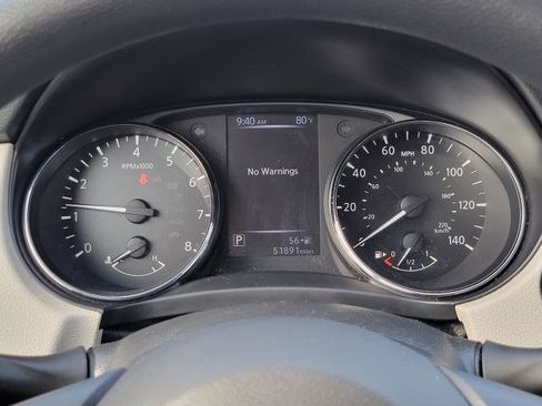Used 2018 Nissan Rogue Sport SV AWD/4WD image 12