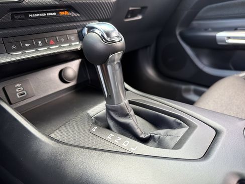 Used 2024 Ford Mustang Coupe RWD image 23