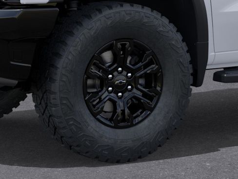 New 2026 Chevrolet Silverado 1500 ZR2 AWD/4WD image 9