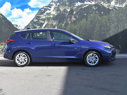 Used 2024 Subaru Impreza 2.0i image 2