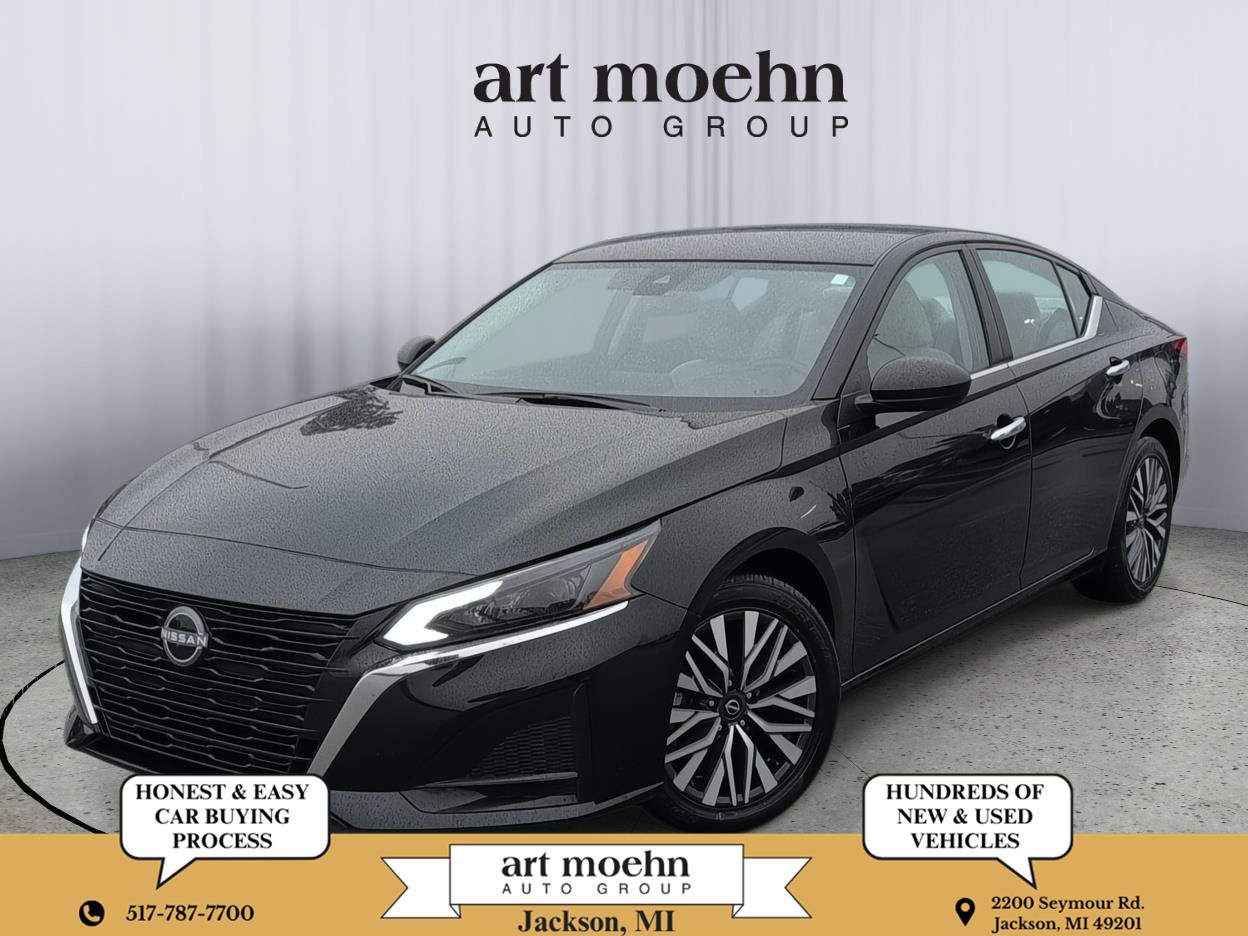 Used 2025 Nissan Altima 2.5 SV FWD image 1