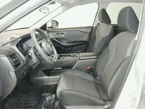 Used 2023 Nissan Rogue SV AWD/4WD image 10