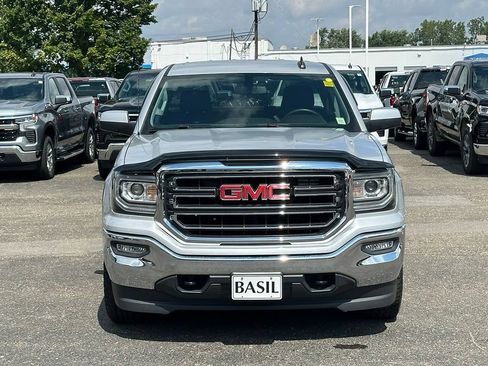 Used 2018 GMC Sierra 1500 SLE w/ SLE Value Package AWD/4WD image 14