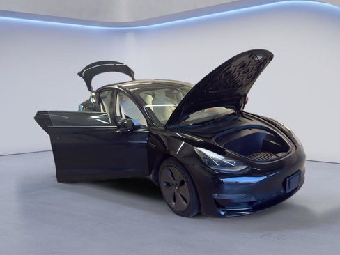 Used 2023 Tesla Model 3 Long Range AWD/4WD image 11
