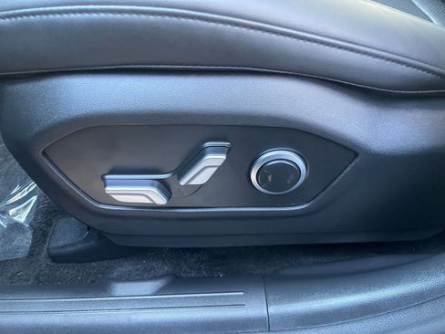 Used 2025 Hyundai Santa Fe SEL image 23