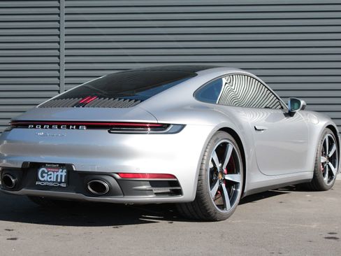 Used 2024 Porsche 911 Carrera S image 9
