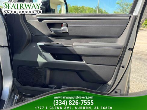 Used 2023 Toyota Tundra Platinum image 31