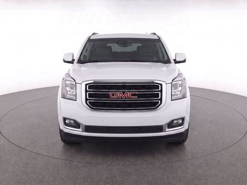 Used 2018 GMC Yukon XL SLT w/ Open Road Package RWD image 2