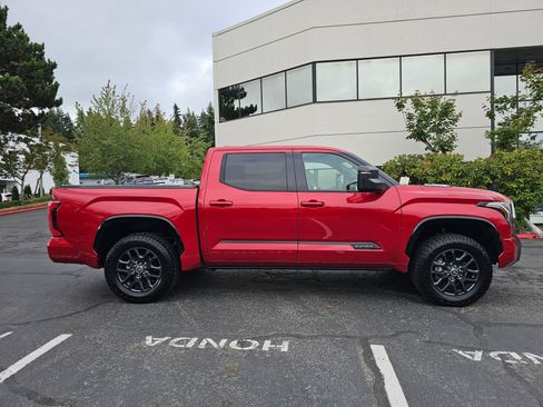 Used 2023 Toyota Tundra Platinum w/ Advanced Package AWD/4WD image 8