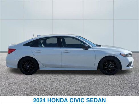 Certified 2024 Honda Civic Sport image 6