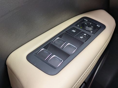 Used 2021 Lexus RX 350L FWD w/ Premium Package image 24