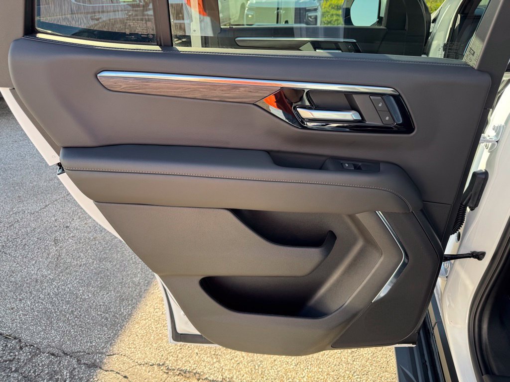 New 2026 Chevrolet Tahoe LS AWD/4WD image 22