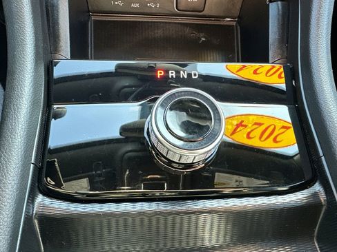 Used 2024 Jeep Grand Cherokee Altitude image 17