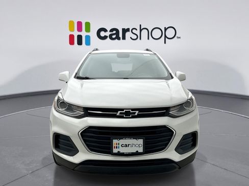 Used 2021 Chevrolet Trax LT w/ Sport Edition FWD image 8