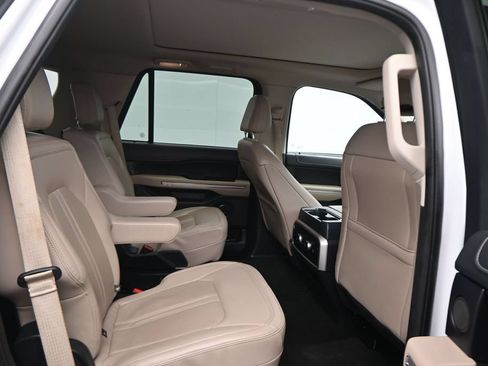 Used 2024 Ford Expedition Limited RWD image 23