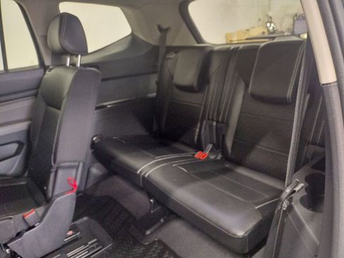 Certified 2022 Volkswagen Atlas SE FWD image 27