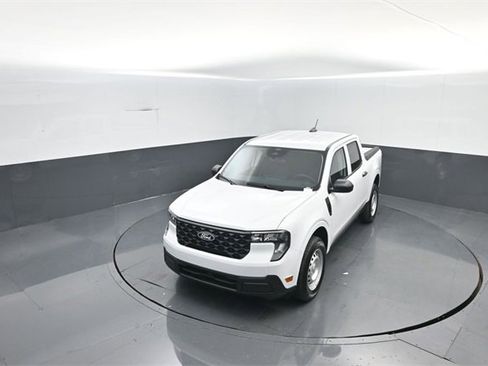 New 2026 Ford Maverick XL image 25