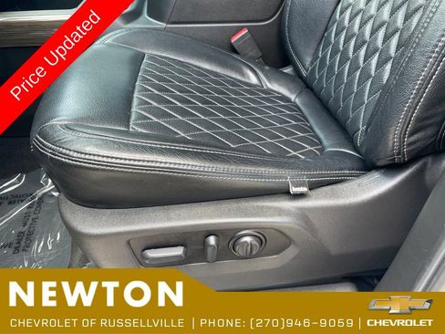 Used 2022 Chevrolet Silverado 1500 RST w/ Safety Package AWD/4WD image 6