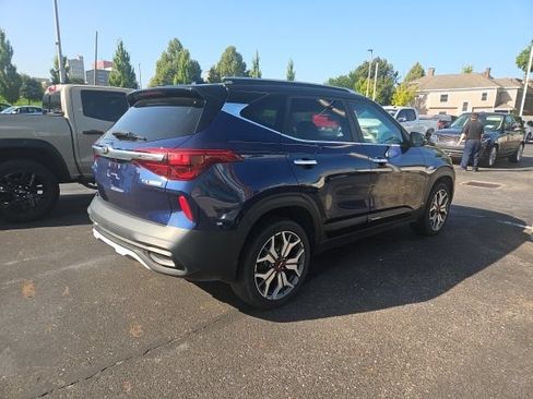 Used 2021 Kia Seltos SX AWD/4WD image 3