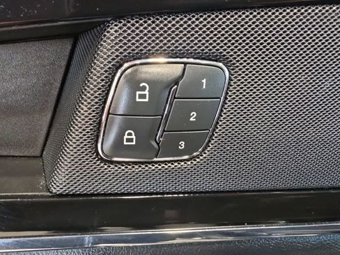 Used 2021 Lincoln Nautilus Reserve w/ Monochromatic Package AWD/4WD image 18