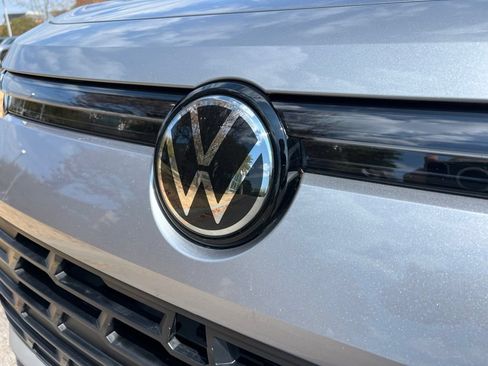 Used 2026 Volkswagen Tiguan S FWD image 11