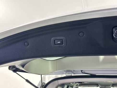 Used 2024 INFINITI QX80 Luxe image 34