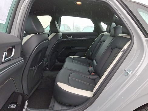 Used 2025 Kia K5 GT-Line image 10