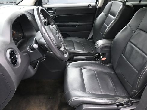 Used 2017 Jeep Patriot High Altitude image 9