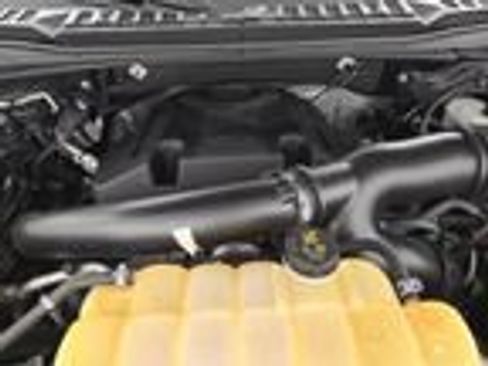 Used 2018 Ford F150 Lariat w/ Equipment Group 502A Luxury AWD/4WD image 8