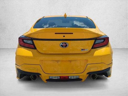 Used 2026 Toyota GR86 YUZU Limited RWD image 7