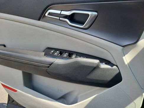 Used 2023 Kia Sportage EX FWD image 20