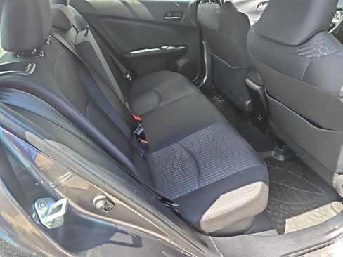 Used 2018 Toyota Prius Two w/ Prius Two Safety Plus Package FWD image 19