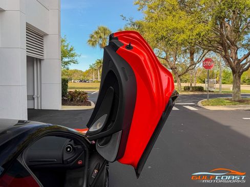 Used 2023 McLaren GT image 36