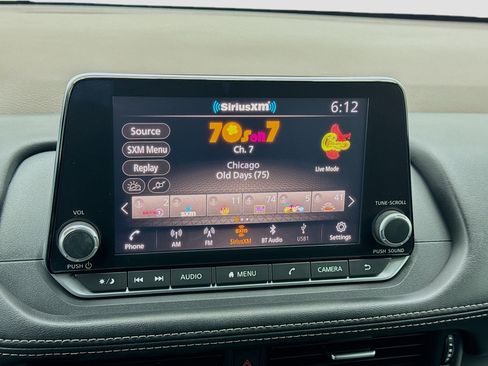 Used 2021 Nissan Rogue S image 11