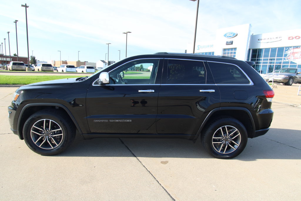 Used 2020 Jeep Grand Cherokee Limited w/ Premium Lighting Group AWD/4WD image 18