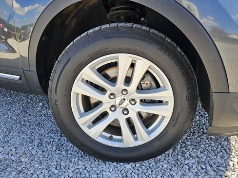 Used 2018 Ford Explorer XLT w/ Equipment Group 202A AWD/4WD image 81