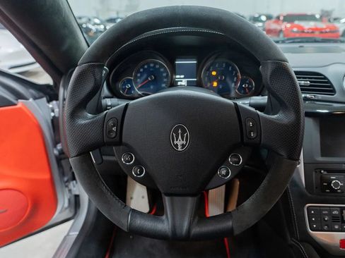 Used 2017 Maserati GranTurismo Sport RWD image 21
