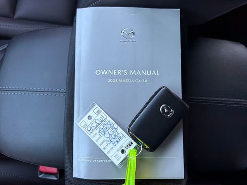 Used 2025 MAZDA CX-30 AWD 2.5 S w/ Select Sport Pkg image 31