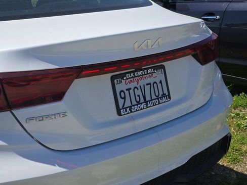 Certified 2023 Kia Forte LXS FWD image 5