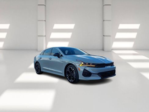 Used 2023 Kia K5 GT-Line w/ GT-Line Premium Package image 3