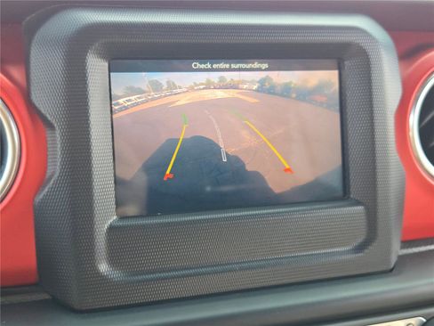 Certified 2021 Jeep Wrangler Unlimited Rubicon image 28