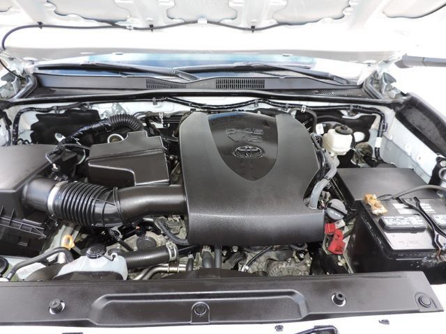 Used 2023 Toyota Tacoma SR5 RWD image 22
