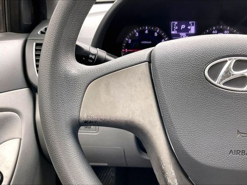 Used 2017 Hyundai Accent SE image 10