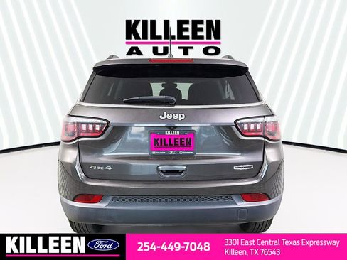 Used 2018 Jeep Compass Latitude w/ Cold Weather Group image 7