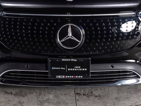 Used 2024 Mercedes-Benz EQB 350 4MATIC SUV w/ Winter Package image 10