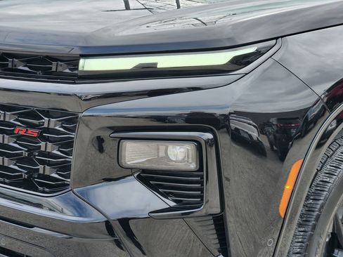 Used 2024 Chevrolet Traverse RS FWD image 7