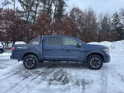 Used 2023 Nissan Titan PRO-4X w/ Pro-4x Convenience Package image 14